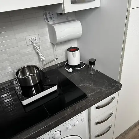 Apartman Studio Near The Sea